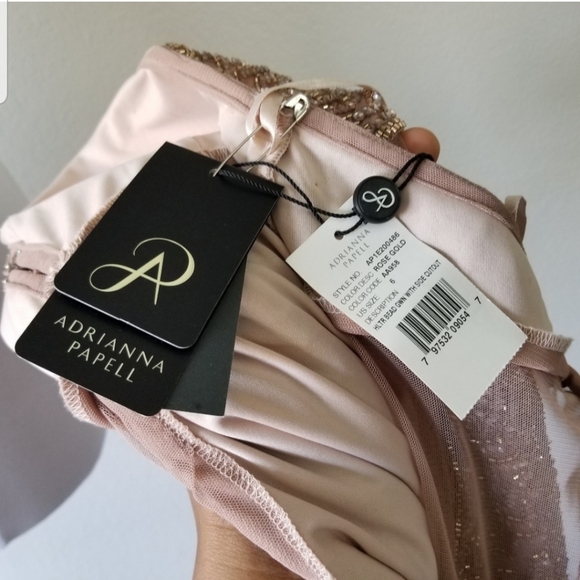 SOLD 💫Adrianna Pap Rose Gold Halter Gown 6 (NWT) - Picture 6 of 8